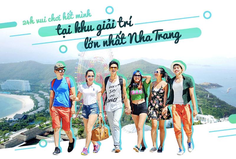 Toàn cảnh bến cáp treo Vinpearl Nha Trang trên đất liền với kiến trúc hiện đại và cabin đang chờ khách